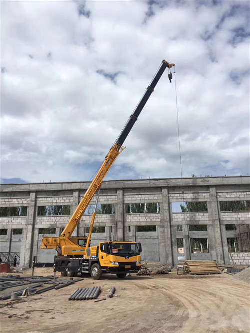 定襄县吊装作业前会做设备检查吗？安全保障措施有哪些？