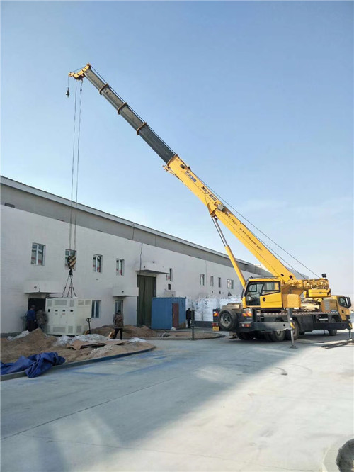 定襄县“超载就喊停”—— 吊车的 “重量保镖” 技术